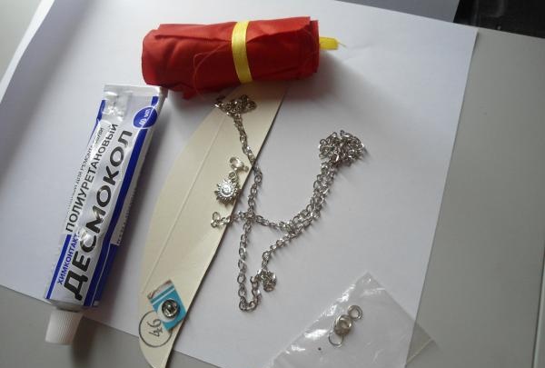 Necklace with notebook