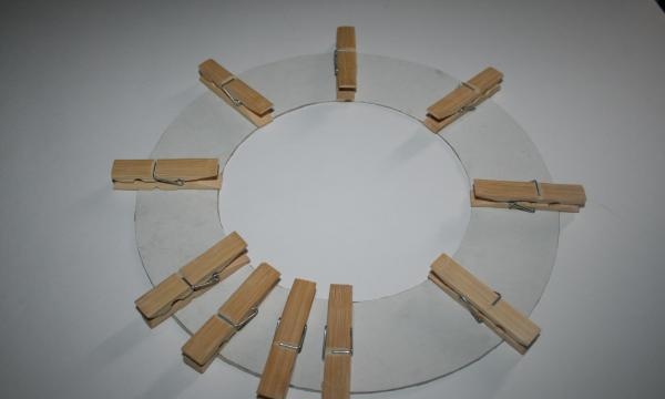 distribute clothespins