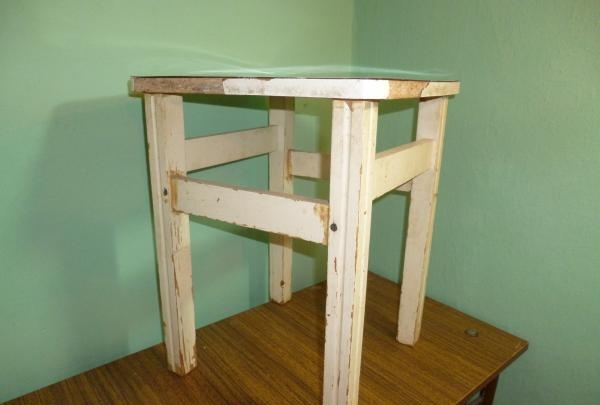 stool