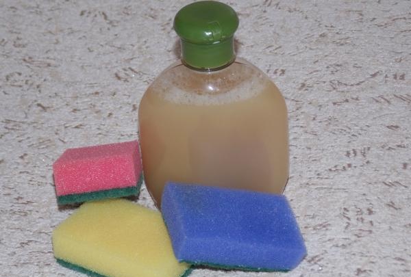 Household cleaning products