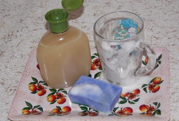 Household cleaning products