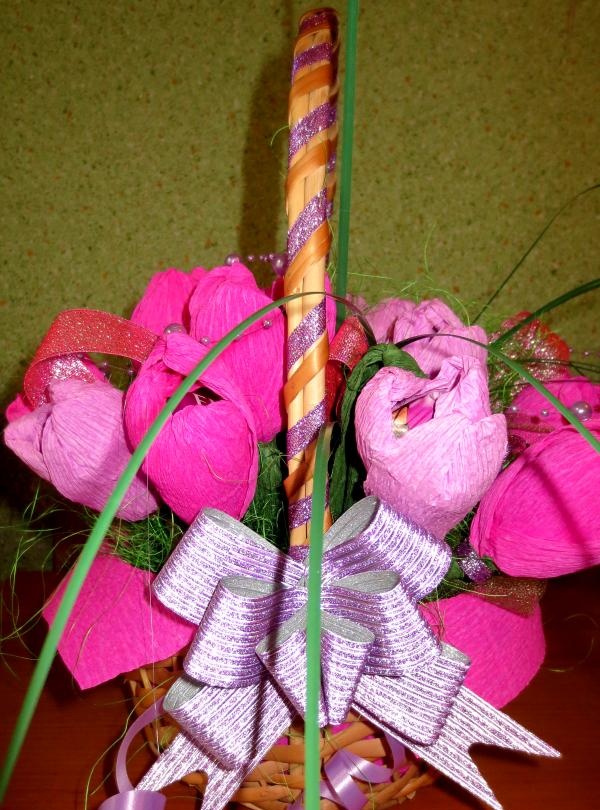 Basket with flowers made from candies