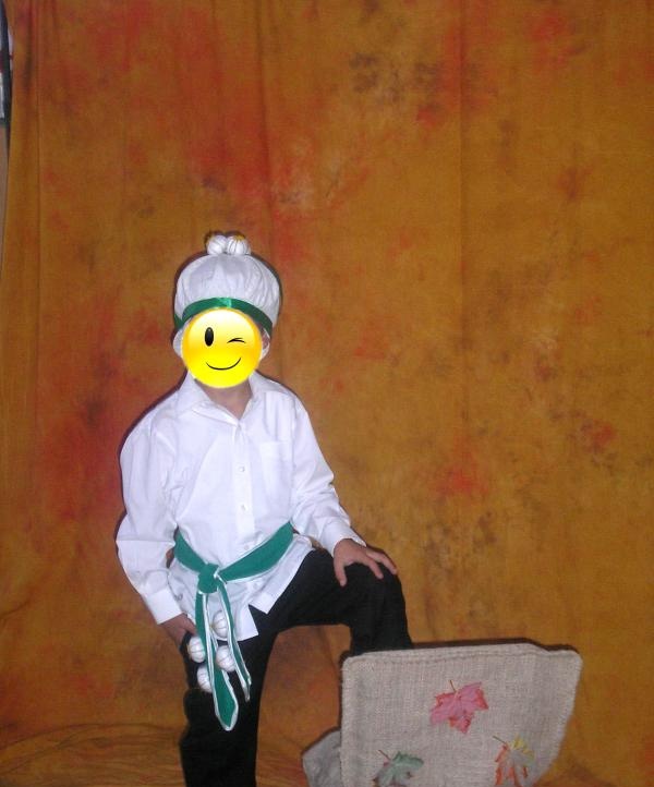 Garlic costume