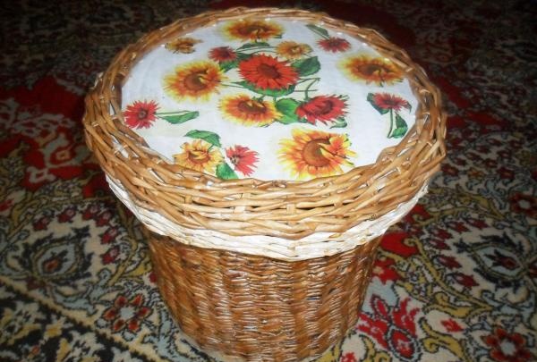 newspaper tube ottoman