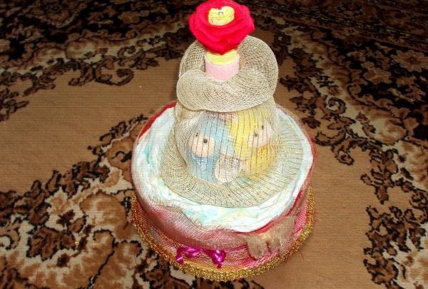 Diaper cake