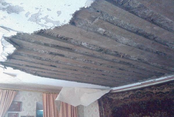 remove remaining clay from the ceiling