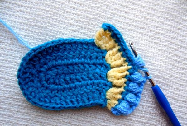 Crochet peacock applique