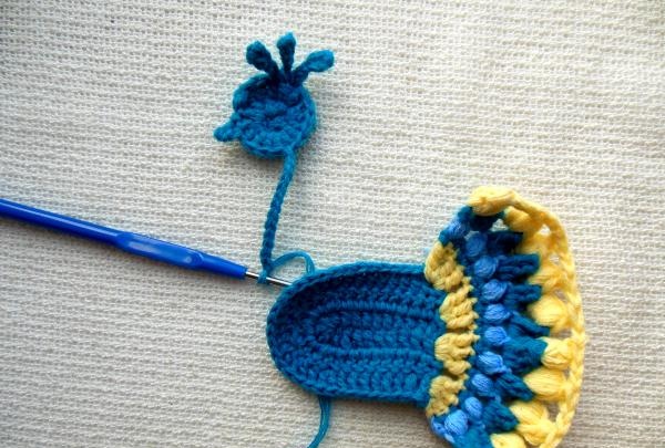 Crochet peacock applique