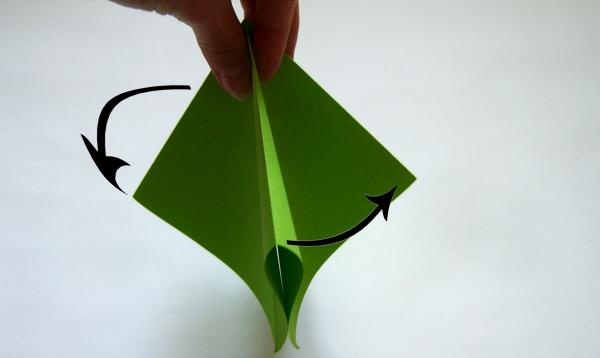 ozdobte dárek květinami origami