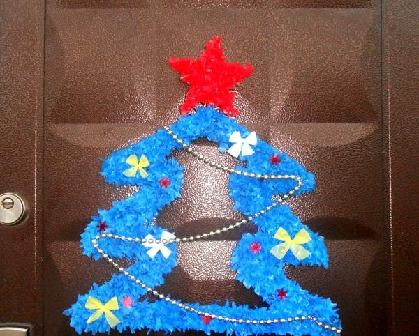 Christmas tree made of cardboard and polyethylene