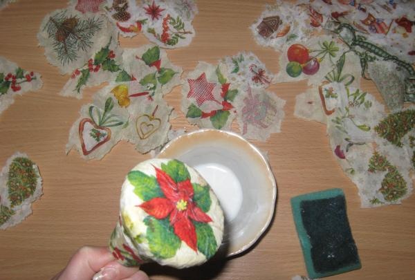 Decoupage of foam bells