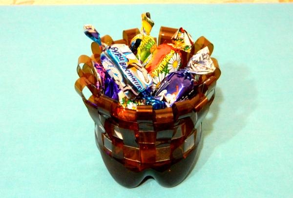 Wicker candy bowl from a bottle