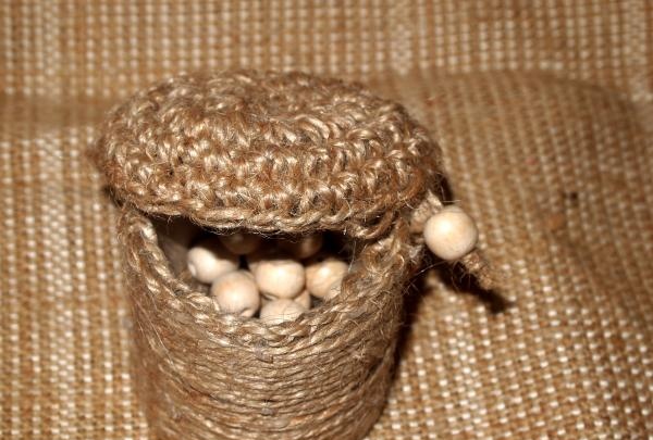 Decorative jute box