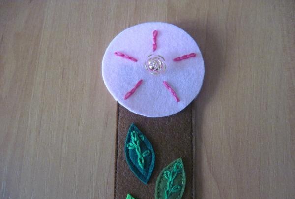 Felt bookmark