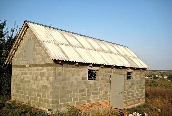 Stages of building a barn