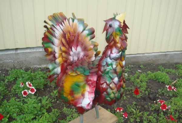 Birds made from plastic bottles