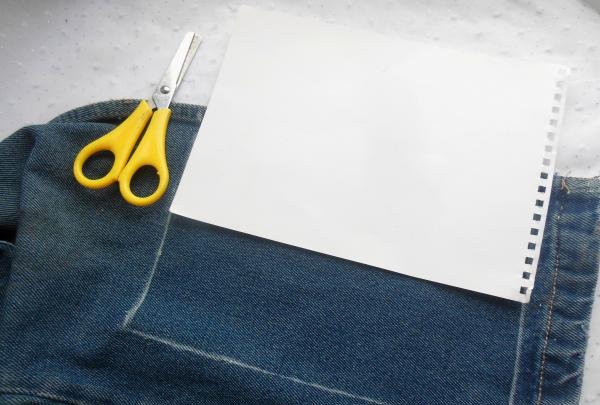 Notepad with denim trim