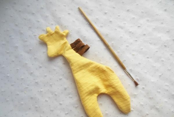 DIY soft toy giraffe