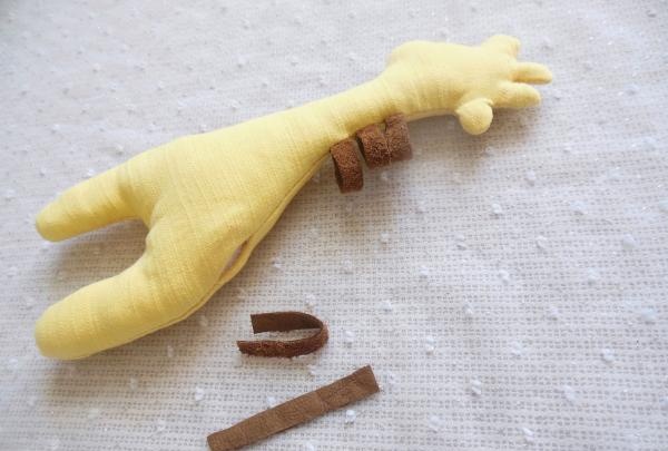 DIY soft toy giraffe