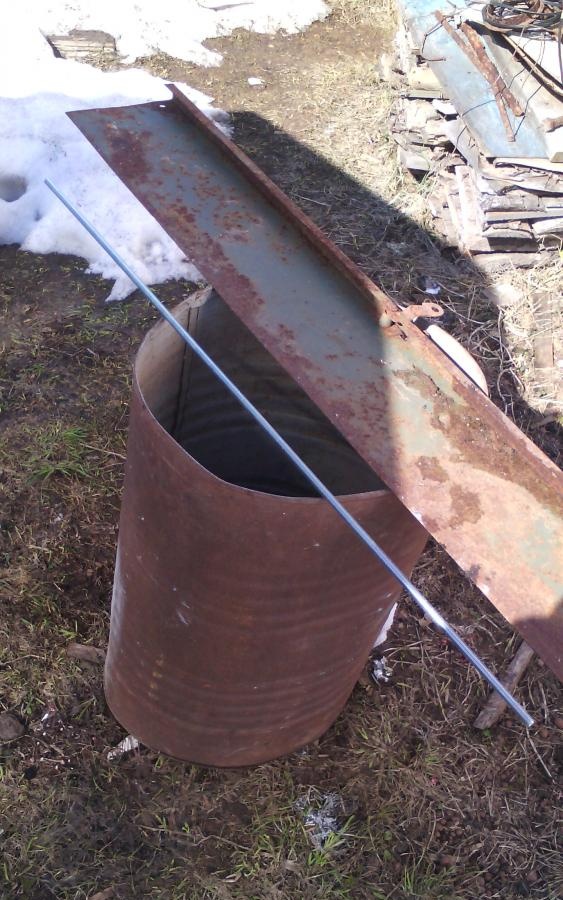 barbecue from an old barrel