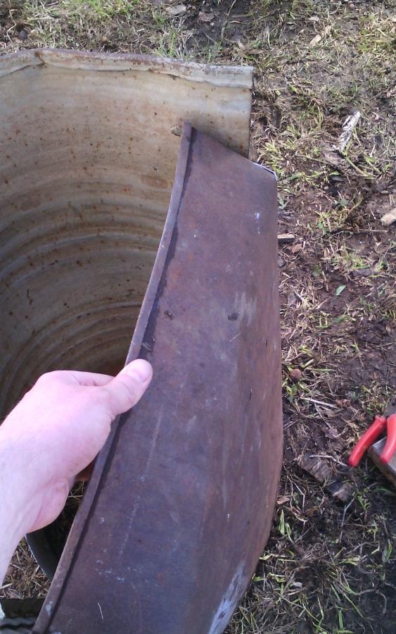 barbecue from an old barrel