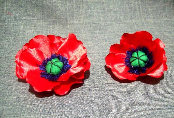 hair decorations poppies