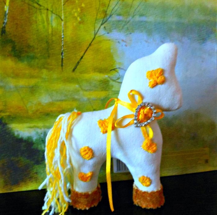 Soft toy horse