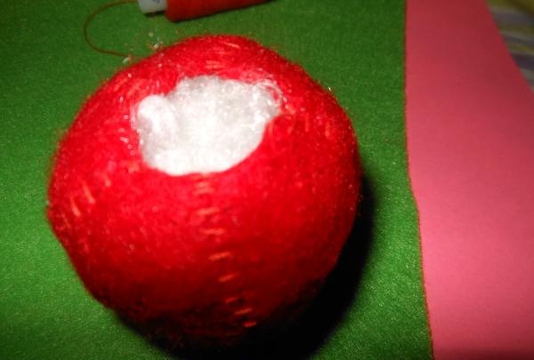 How to sew an apple from felt