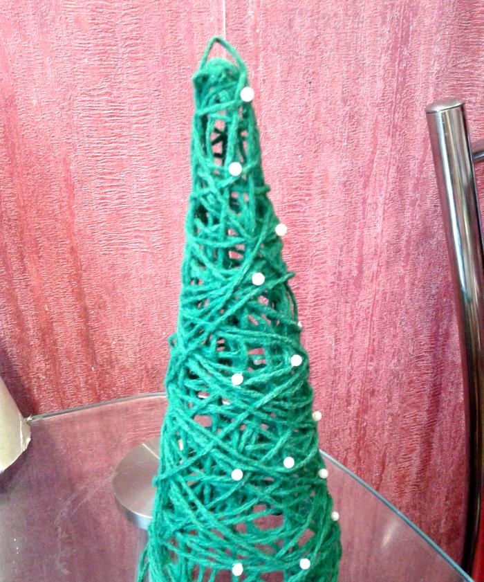 Christmas tree made of threads