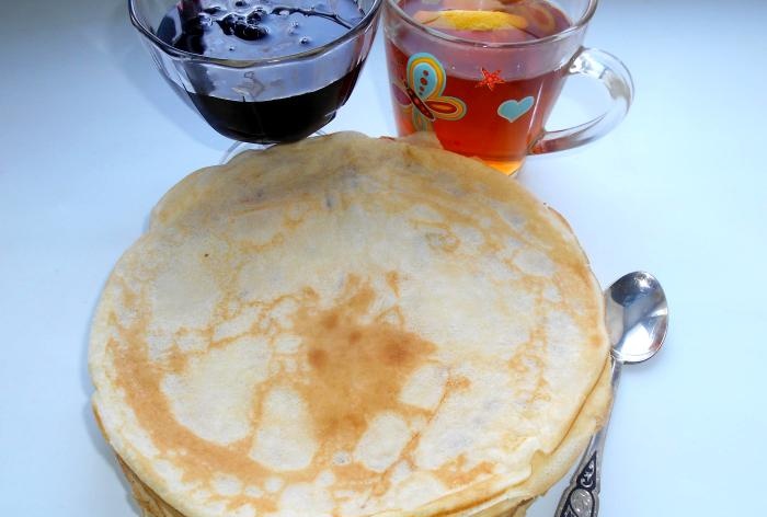 Custard pancakes with kefir