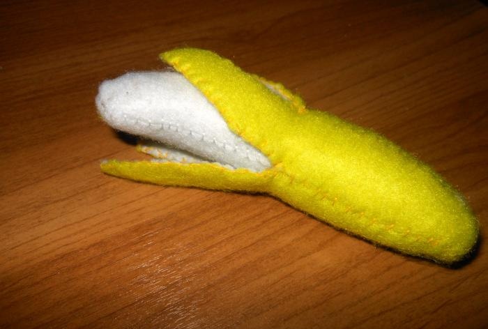 Felt banana