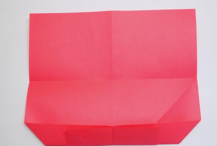 Envelope with a heart