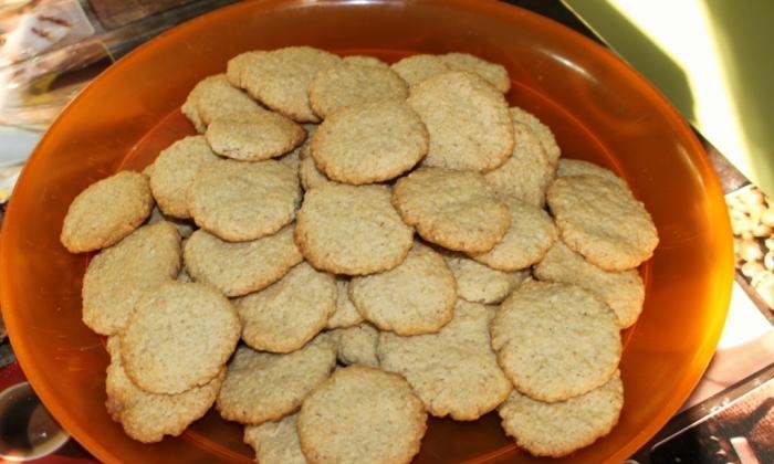 Finger licking oatmeal cookies