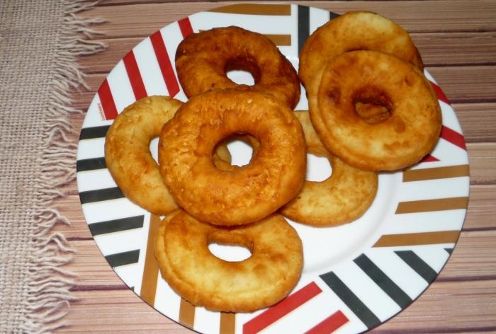 Delicate curd donuts