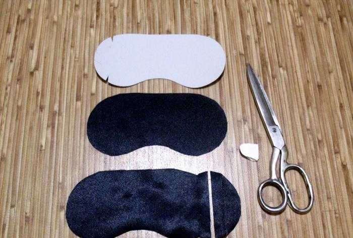 We sew a sleep mask with our own hands