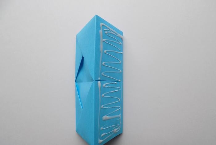 Paper pencil stand