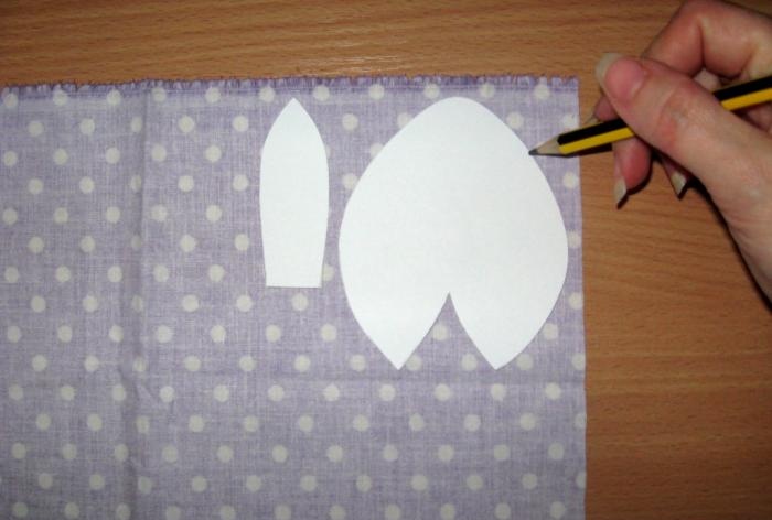 Fabric bunnie eggs