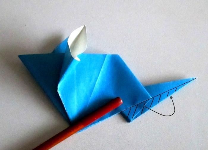 How to make a mouse out of paper