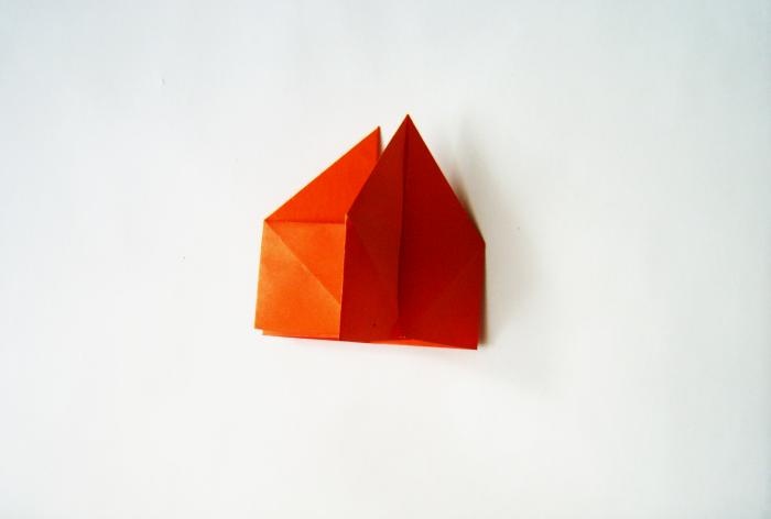 Origami paper box in the shape of a cat