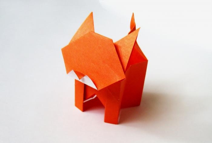 Origami paper box in the shape of a cat