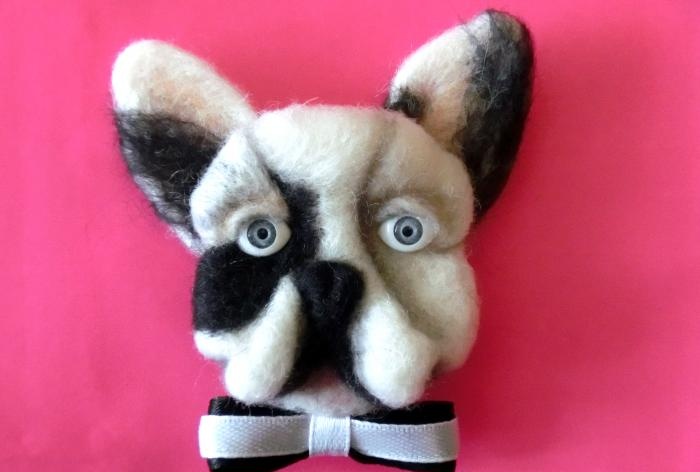 Brooch Dog made of wool