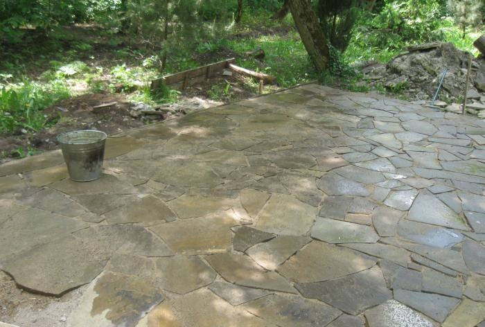 Laying the site with sandstone