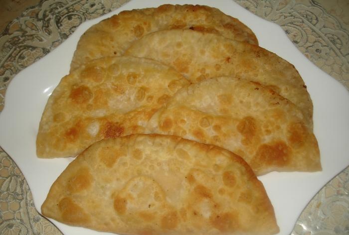 Secrets of making chebureks