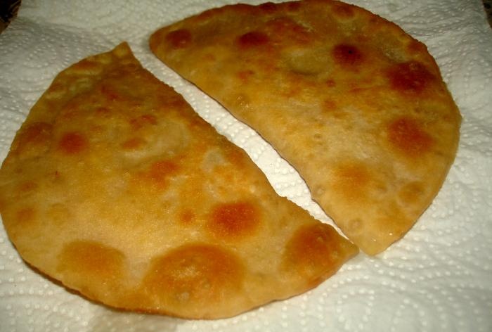 Secrets of making chebureks