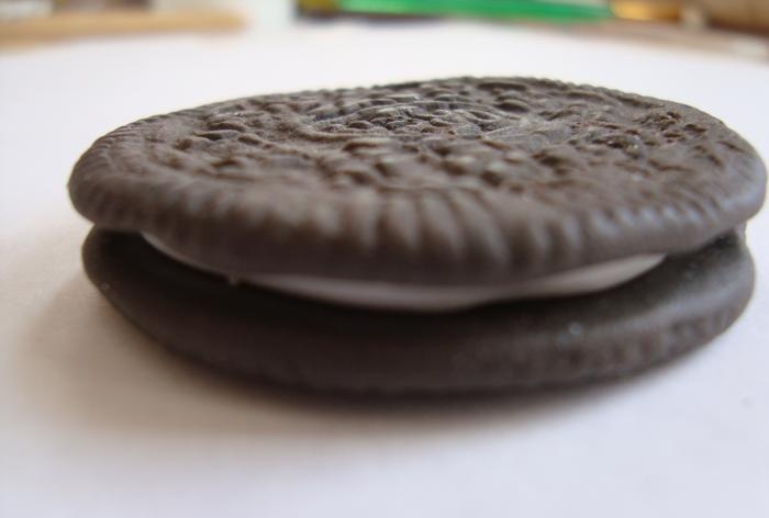 How to make your own Oreo keychain