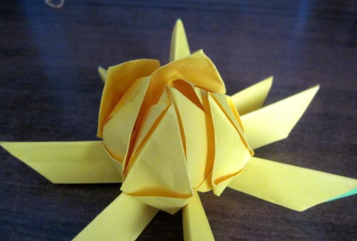 origami water lily