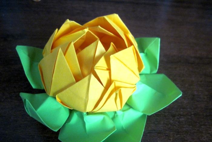 origami water lily