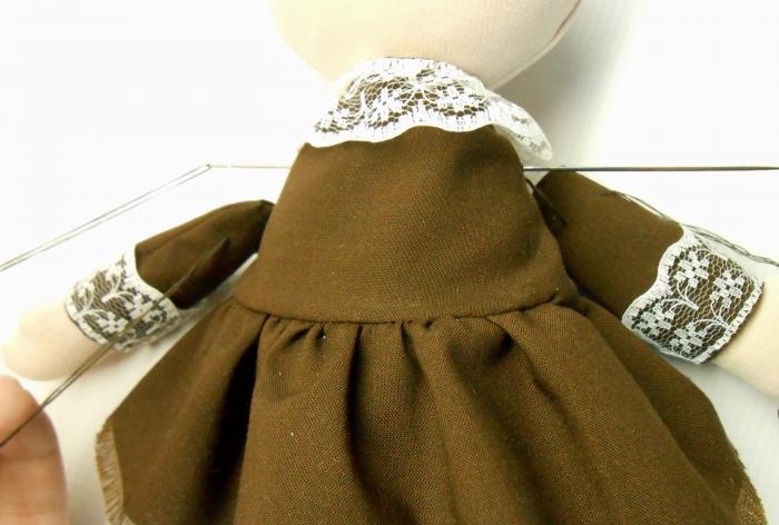 How to sew a textile interior doll