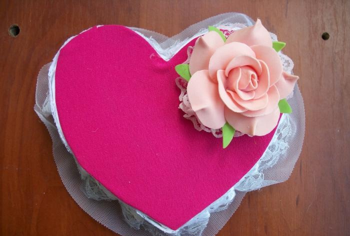 DIY heart-shaped box