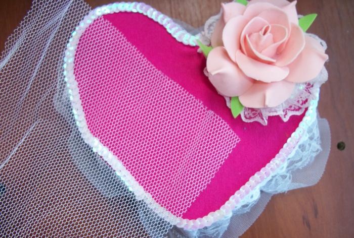 DIY heart-shaped box